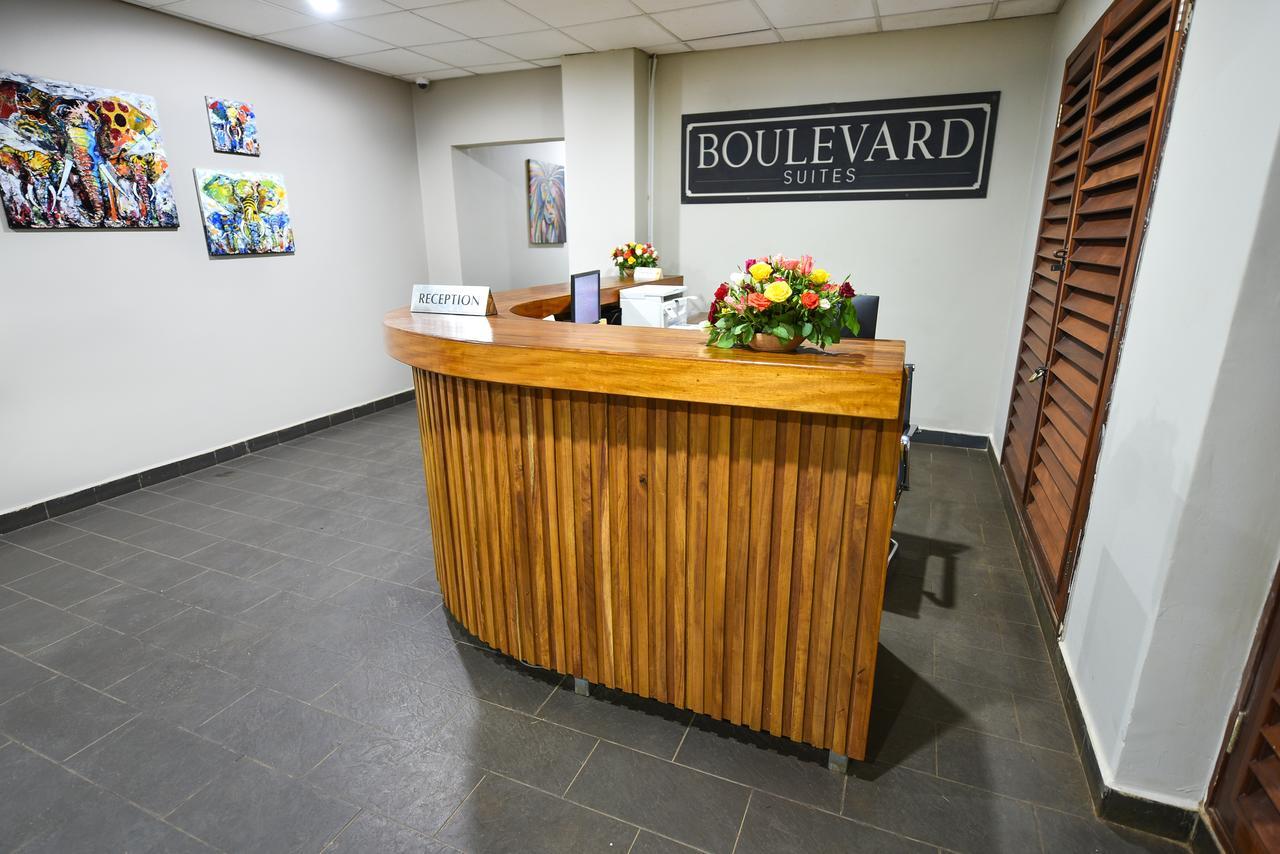 Kampala Boulevard Suites Ngoại thất bức ảnh
