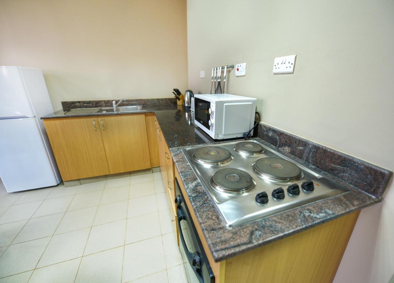 Kampala Boulevard Suites Ngoại thất bức ảnh